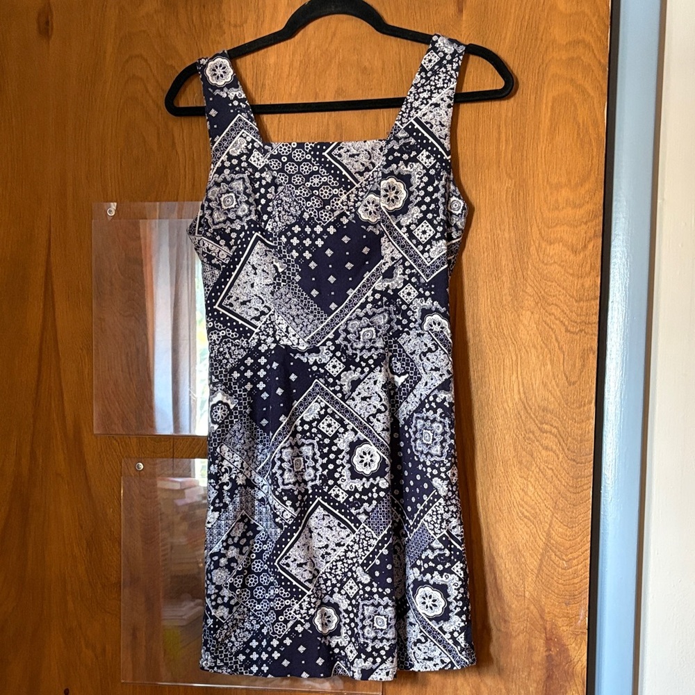 Monteau Navy and White Mini Sleeveless Smocked Bandana Pattern Dress